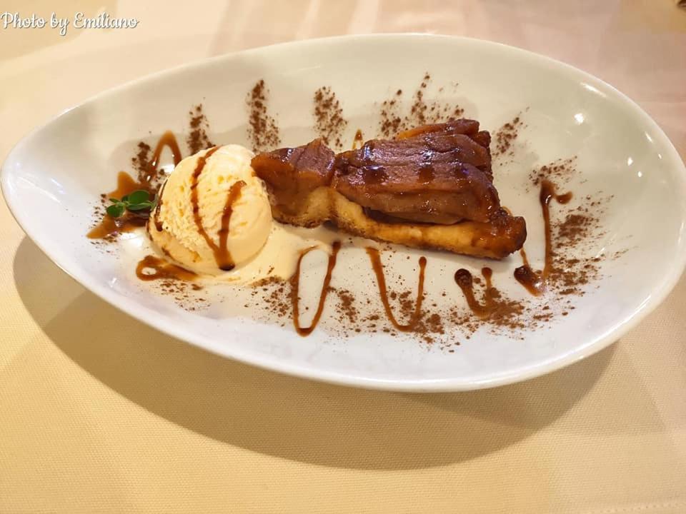 Locanda OSTERIA LA MILONGA Agliano Terme Exterior foto